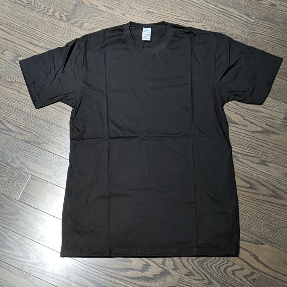 New cotton t-shirt